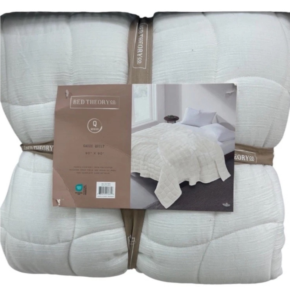Bed Theory Gauze Flax Off White Queen Quilt 90”x90”